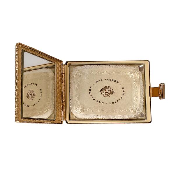 60s Max Factor Regency Golden Weave Compact | Rhinestone Clasp | Creme Puff - Picture 3 of 11